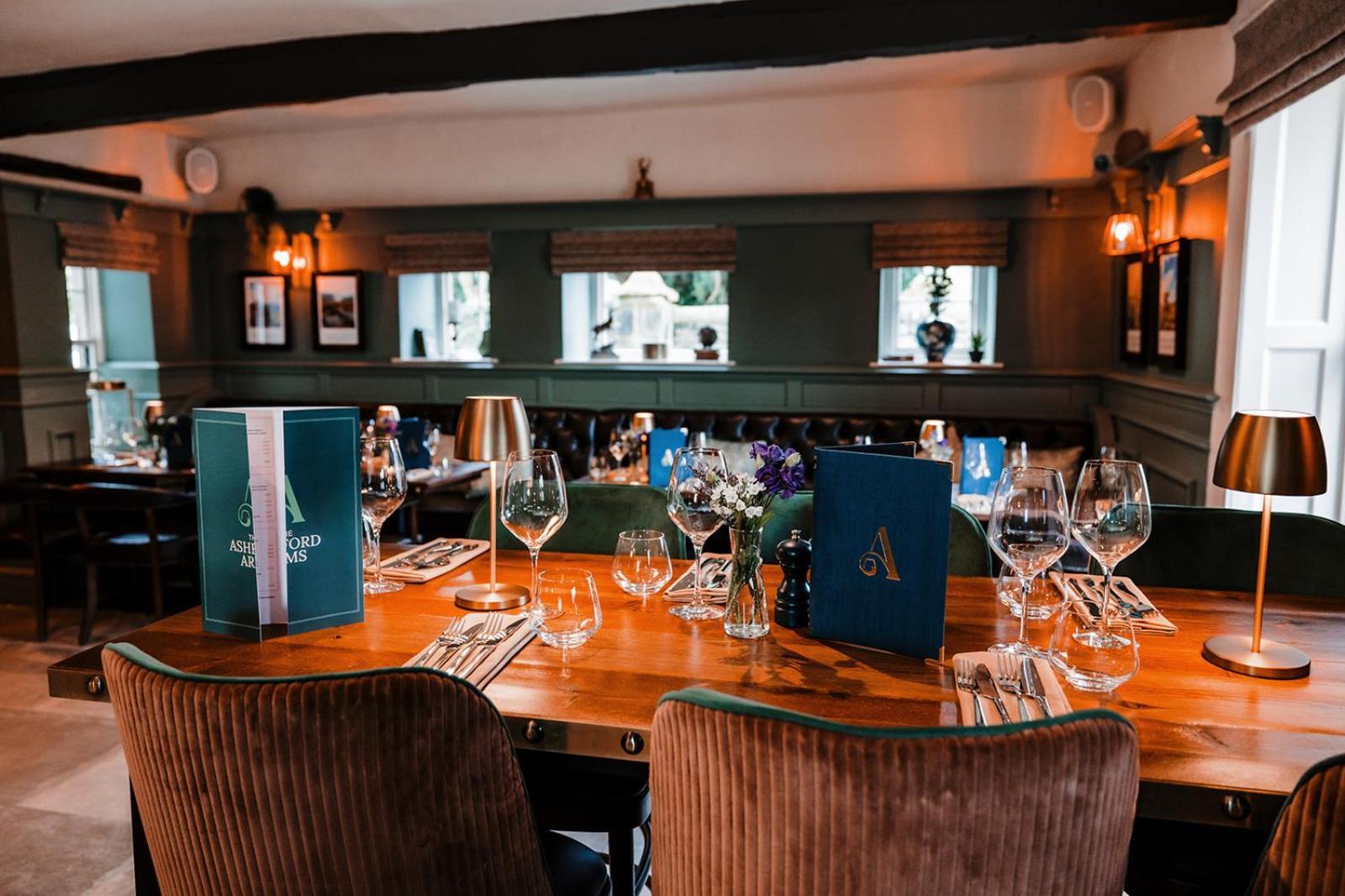 فندق The Ashford Arms المظهر الخارجي الصورة